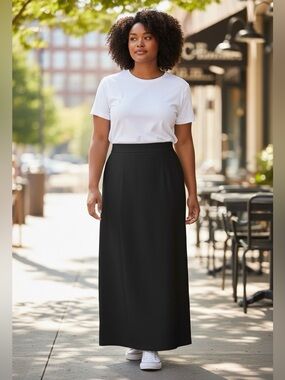 Black Ankle-Length Straight Skirt, Sz. 50